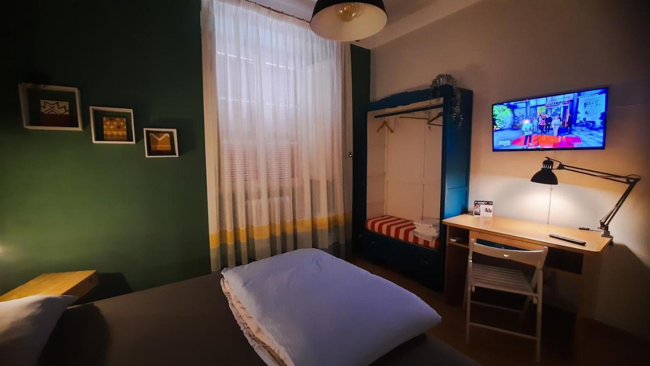 Civico 4 Apartment Castrovillari Luaran gambar